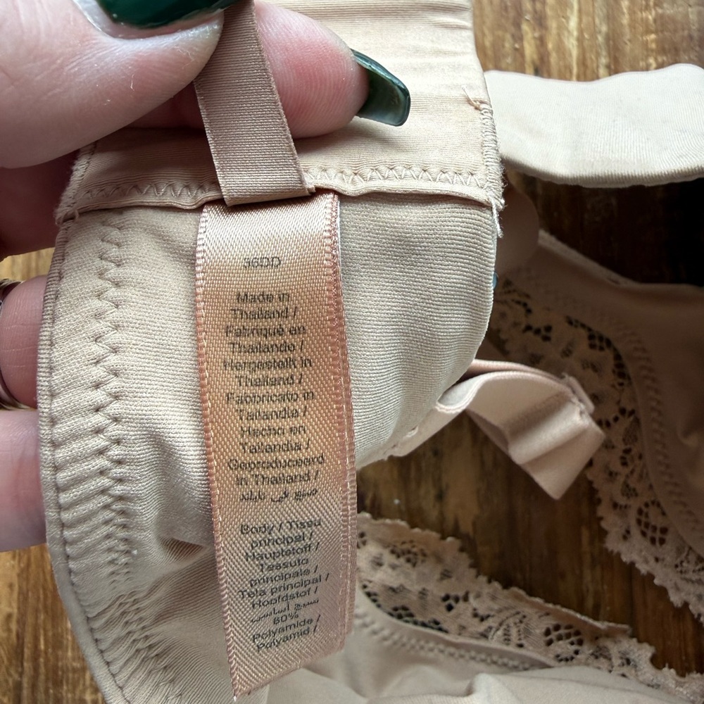 SKIMS Fits Everybody lace bra nude 36DD - Picture 5 of 7